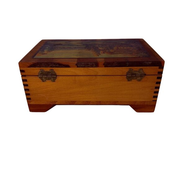 Vintage Cedar Wood Keepsake Box with Cottage Scene Rustic Jewelry Trinket Box - Picture 6 of 8